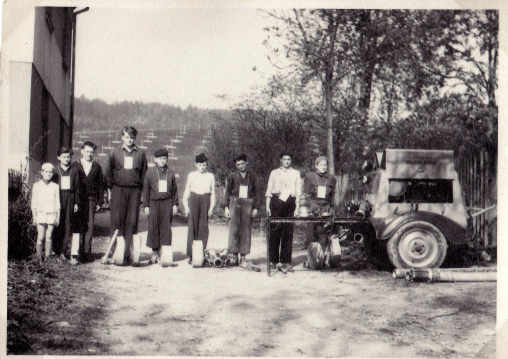 deti-utok-1954_0001